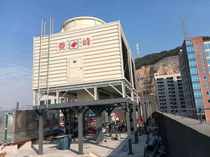 方型冷却塔