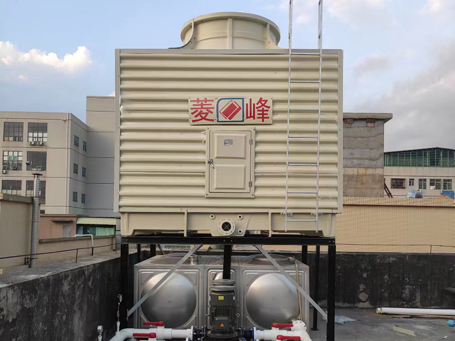 方型冷却塔