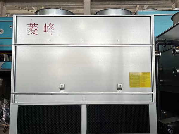 闭式冷却塔