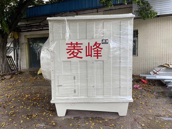 侧出风冷却塔 (13...