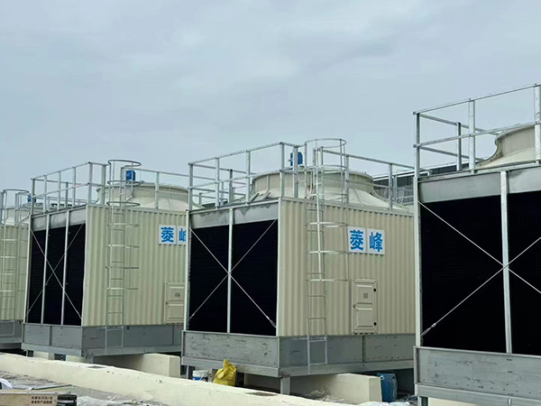 方形玻璃冷却塔