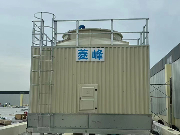 方形玻璃冷却塔